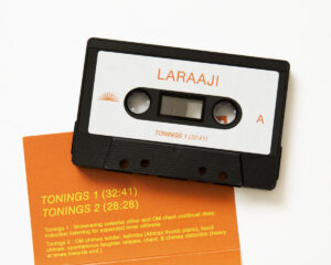 LARAAJI ​ - Tonings [ 卡帶]：圖片 4